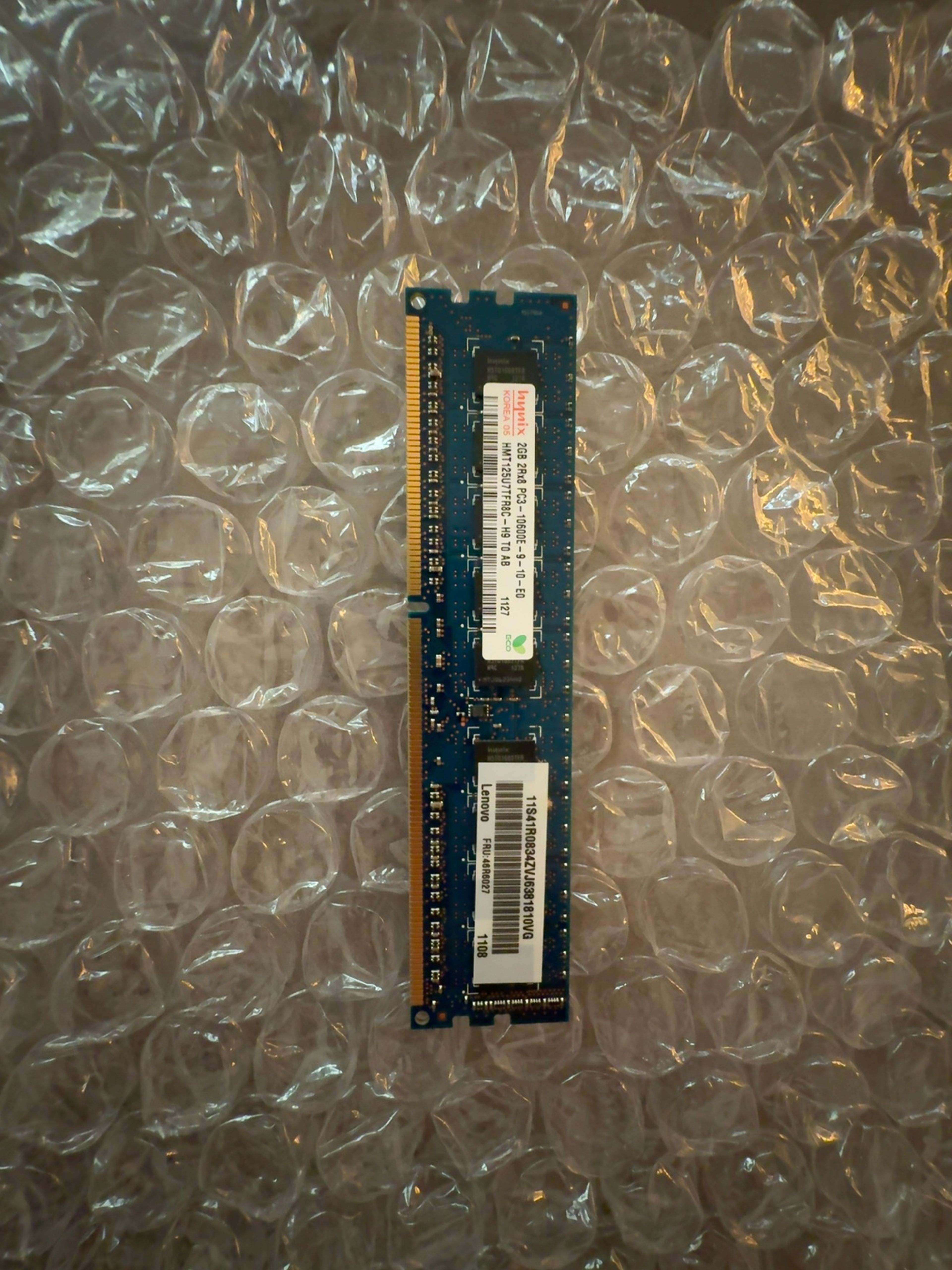 Hynix 2GB DDR3 PC3-12800U DIMM HMT325U6CFR8C