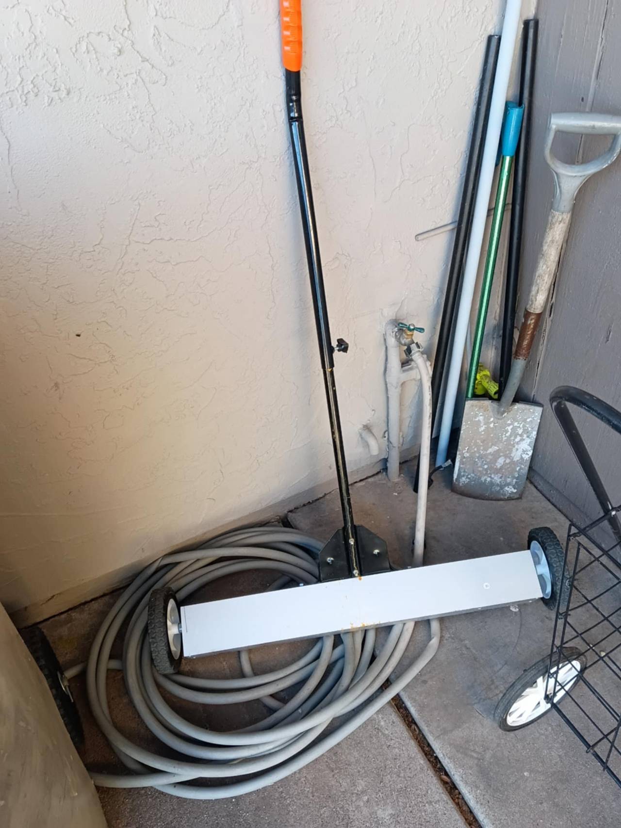 Rolling Magnetic Sweeper