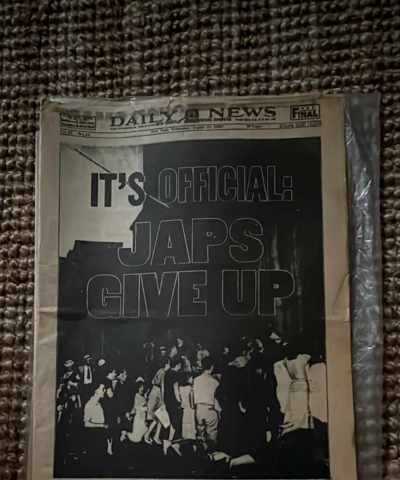 Daily News August 15 1945 "It's Official: Japs Give Up" Newspaper