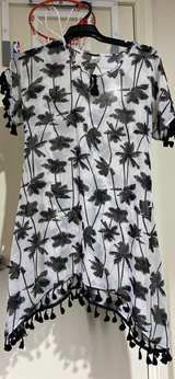 Preowned Size 14 Palm Tree Print Beach Cover Up Dress.  - Image 2