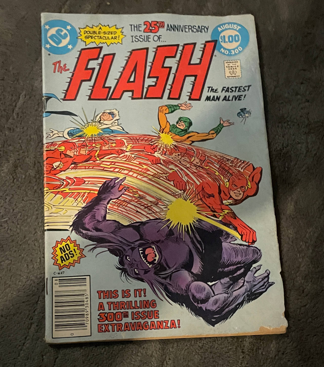 The Flash #300 (August 1981) 25th Anniversary Issue
