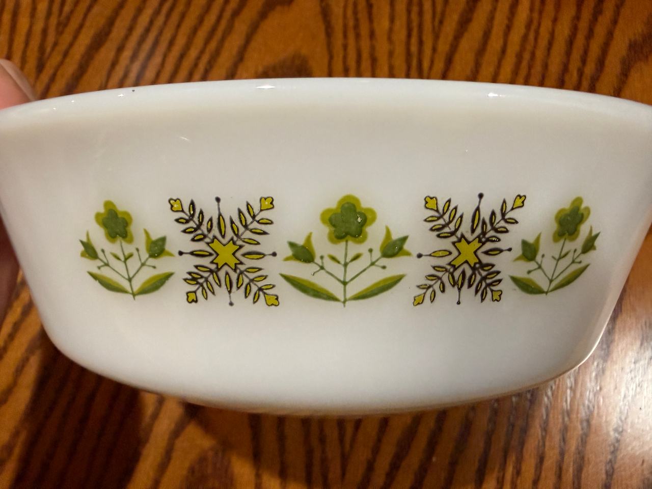 Pyrex Verde Square Floral Bowl