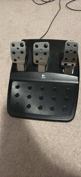 Logitech G27 Racing Wheel - Image 2