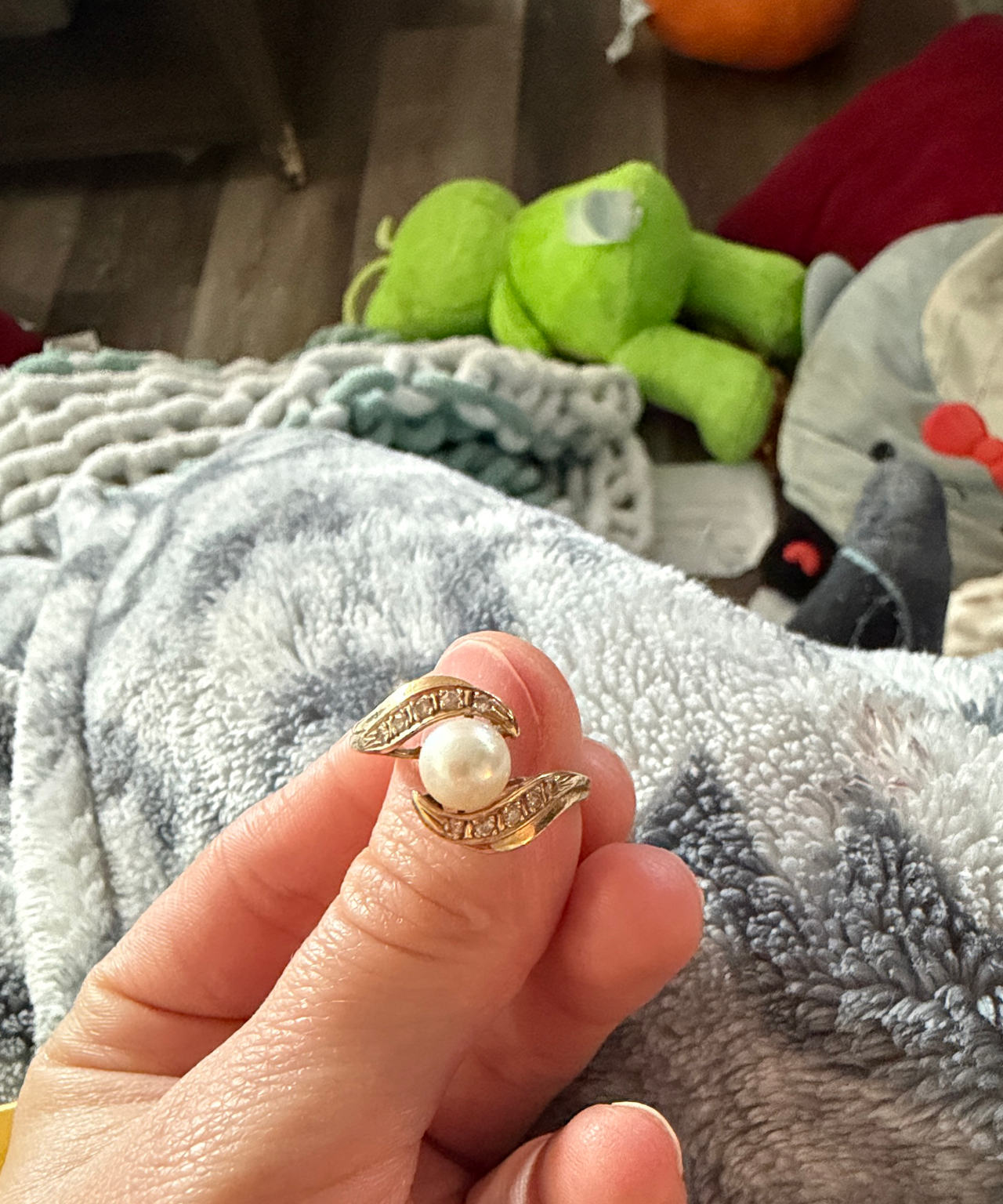 Gold Pearl and Diamond Bypass Ring