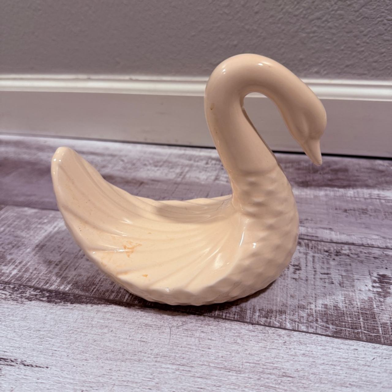 Ceramic Swan Towel Holder Cream Ivory Soap Bathroom Decor
