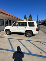 2000 Isuzu Trooper LS - Image 3