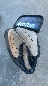 CCM Heaton Helite Goalie Glove and Blocker - Image 3