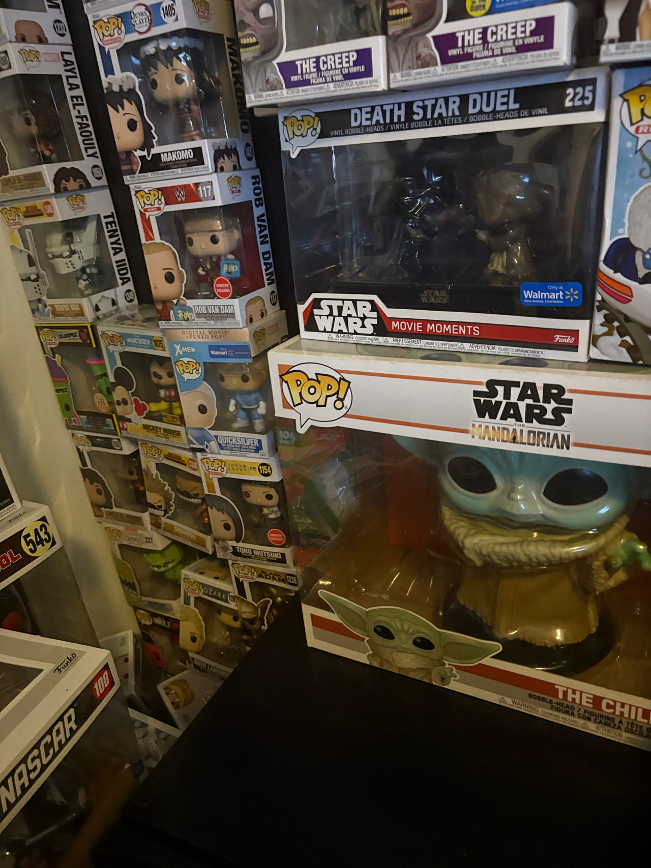 Funko Pop! Star Wars: The Mandalorian - The Child (Grogu) 10-Inch Vinyl Figure