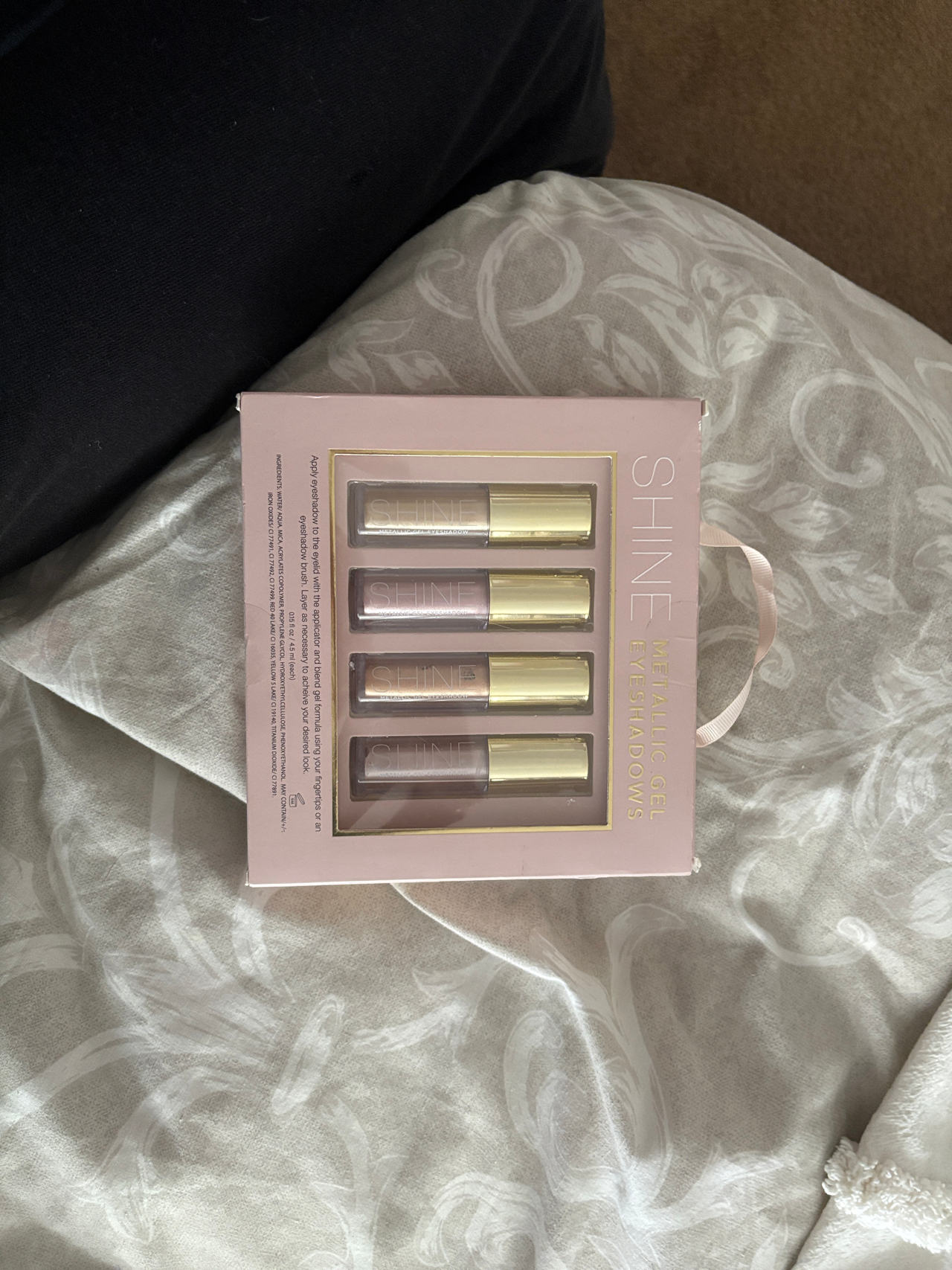 SHINE Metallic Gel Eye Shadows Set