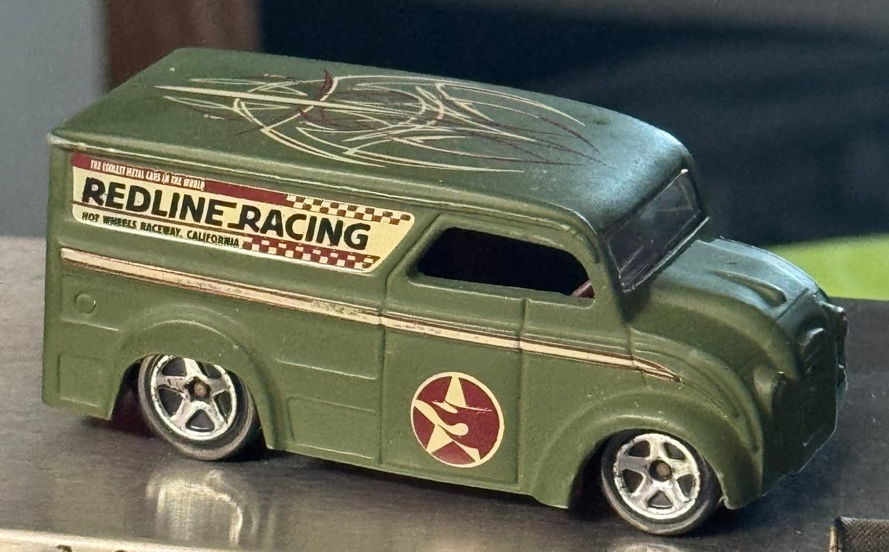 Hot Wheels Dairy Delivery Redline Racing