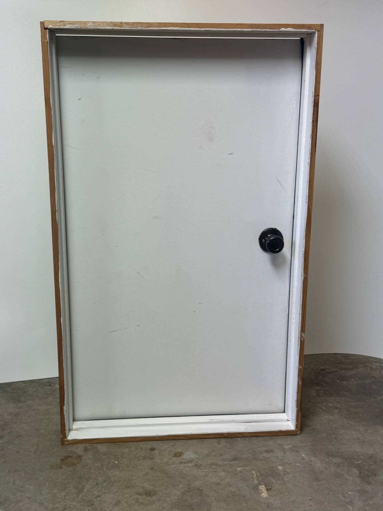 White Interior Flush Door with Hardware (measurements in photos)