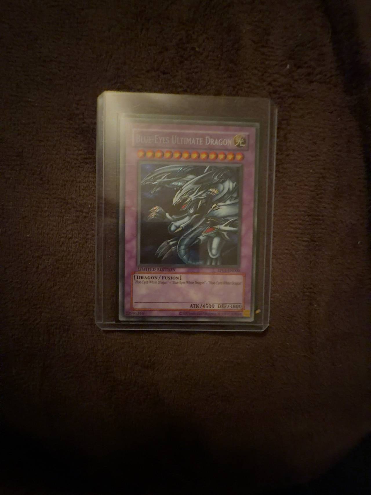 Blue-Eyes Ultimate Dragon Secret Rare Trading Card