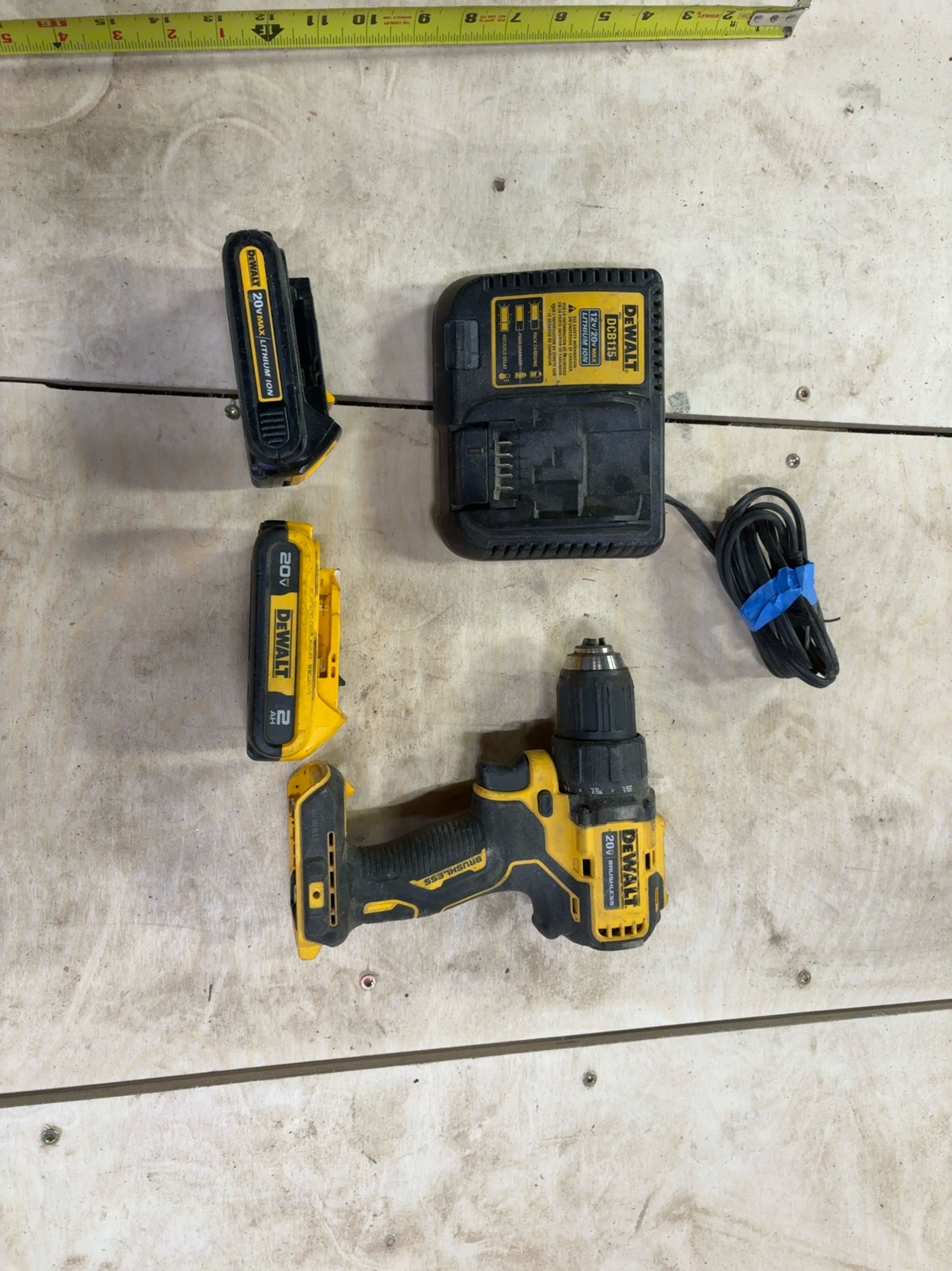 DEWALT 20V MAX Atomic Brushless Compact 1/2" Drill/Driver Kit