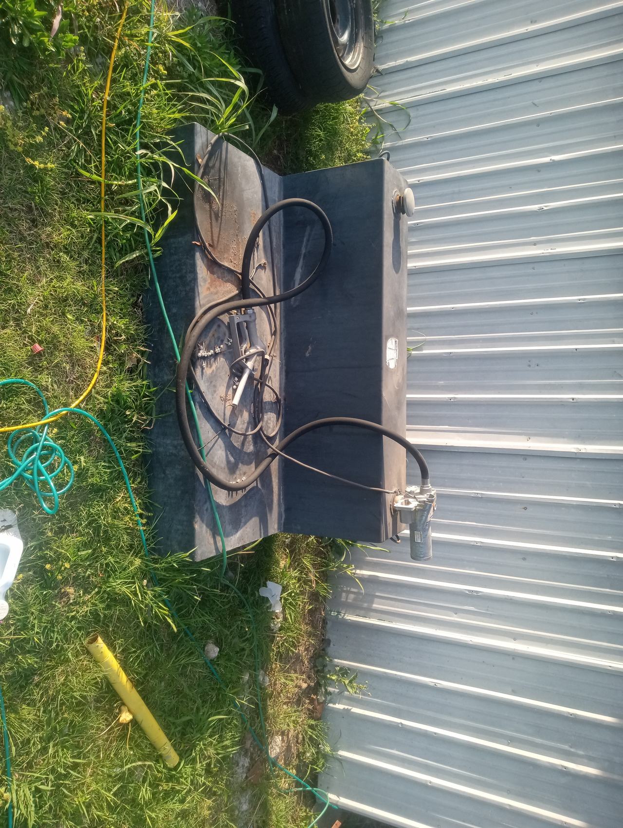 L-Shaped Fuel Transfer Tank with 12V Pump