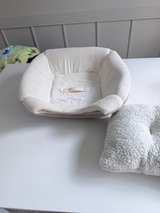 Plush cat bed/house - Image 3