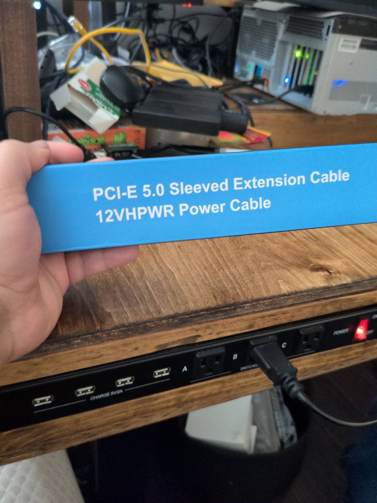PCI-E 5.0 12VHPWR Sleeved Extension Cable
