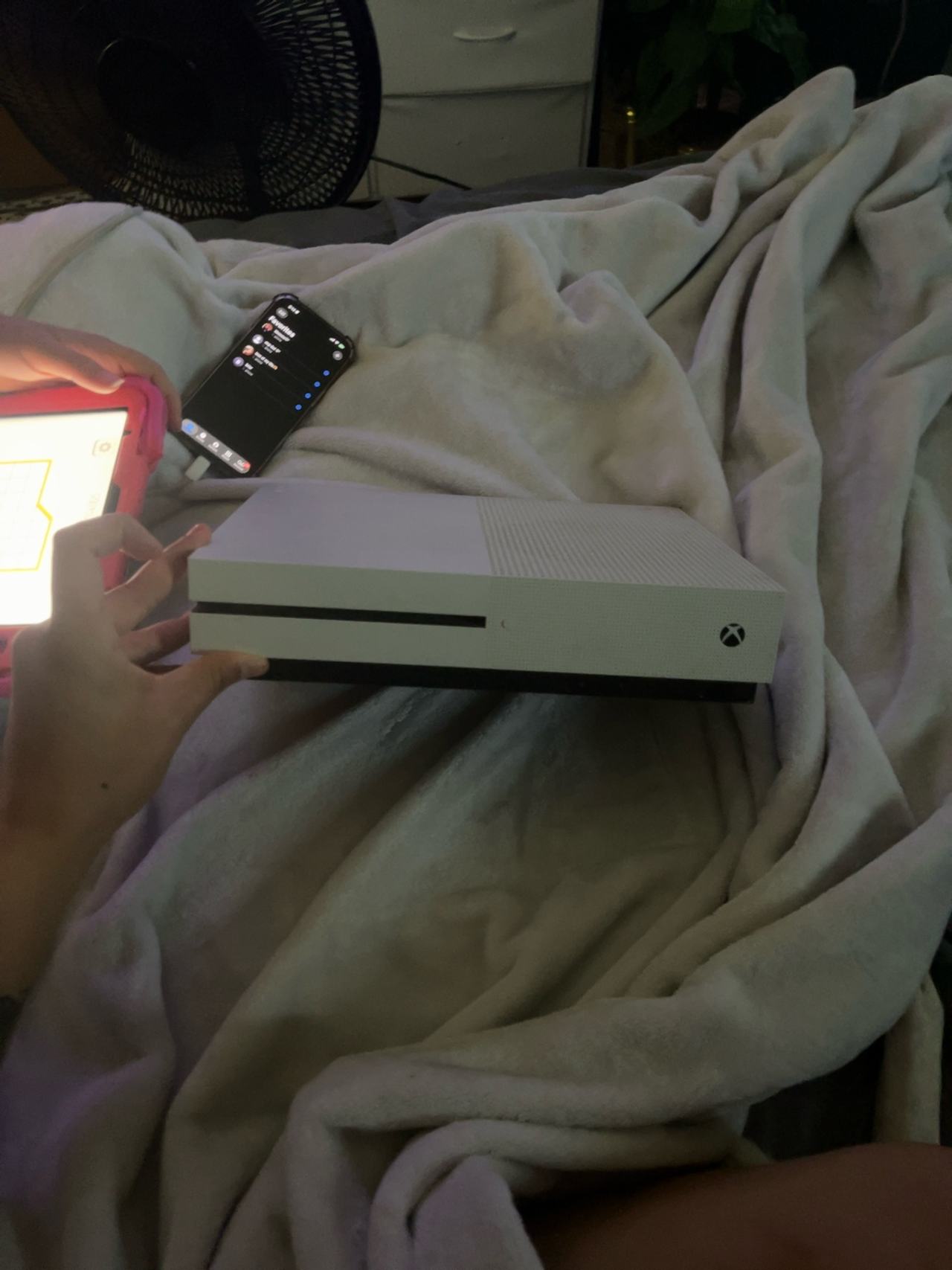 Microsoft Xbox One S White