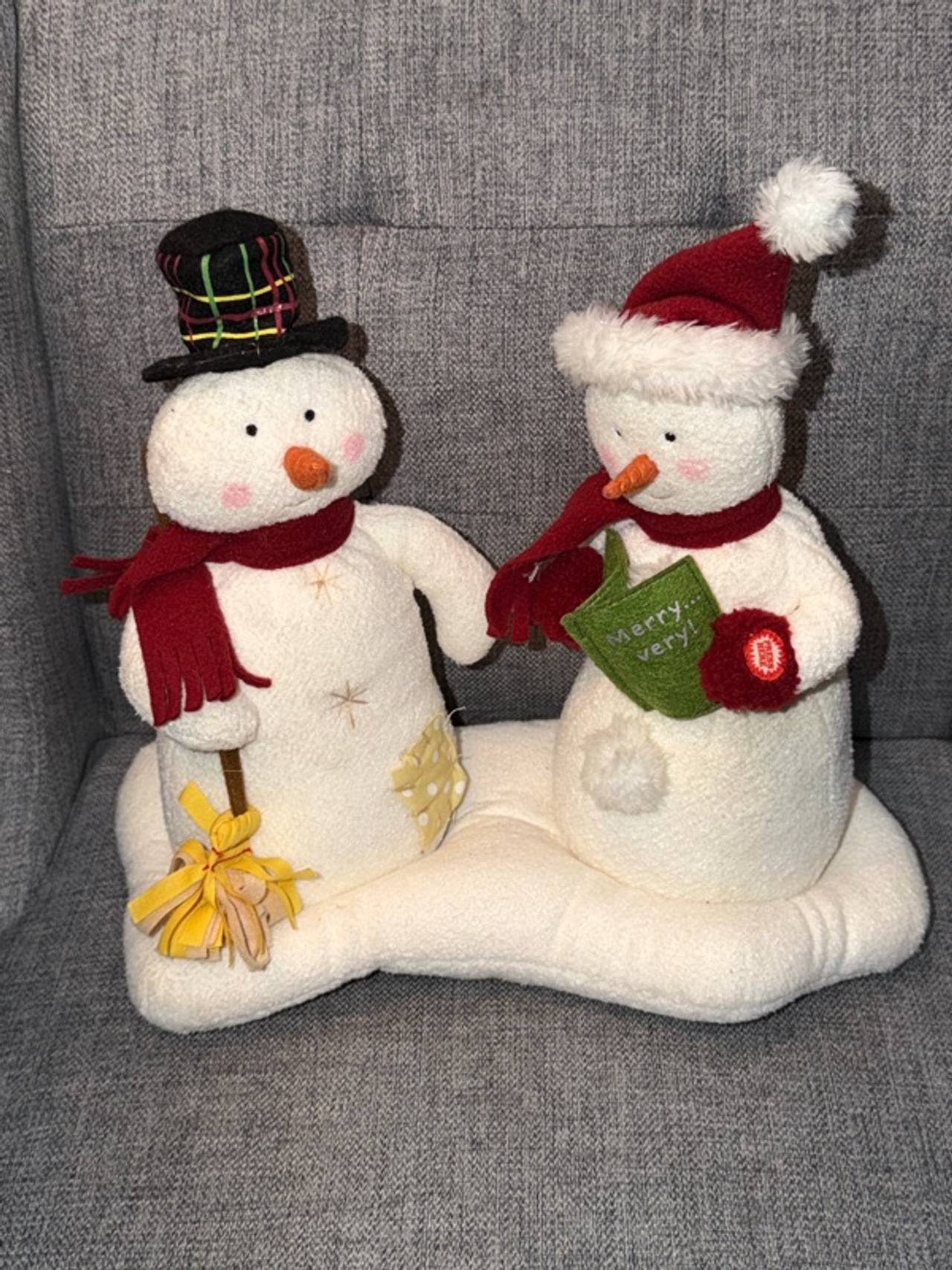 Hallmark Jingle Pals Mr & Mrs Snowman Animated Plush TESTED AND WORKS 