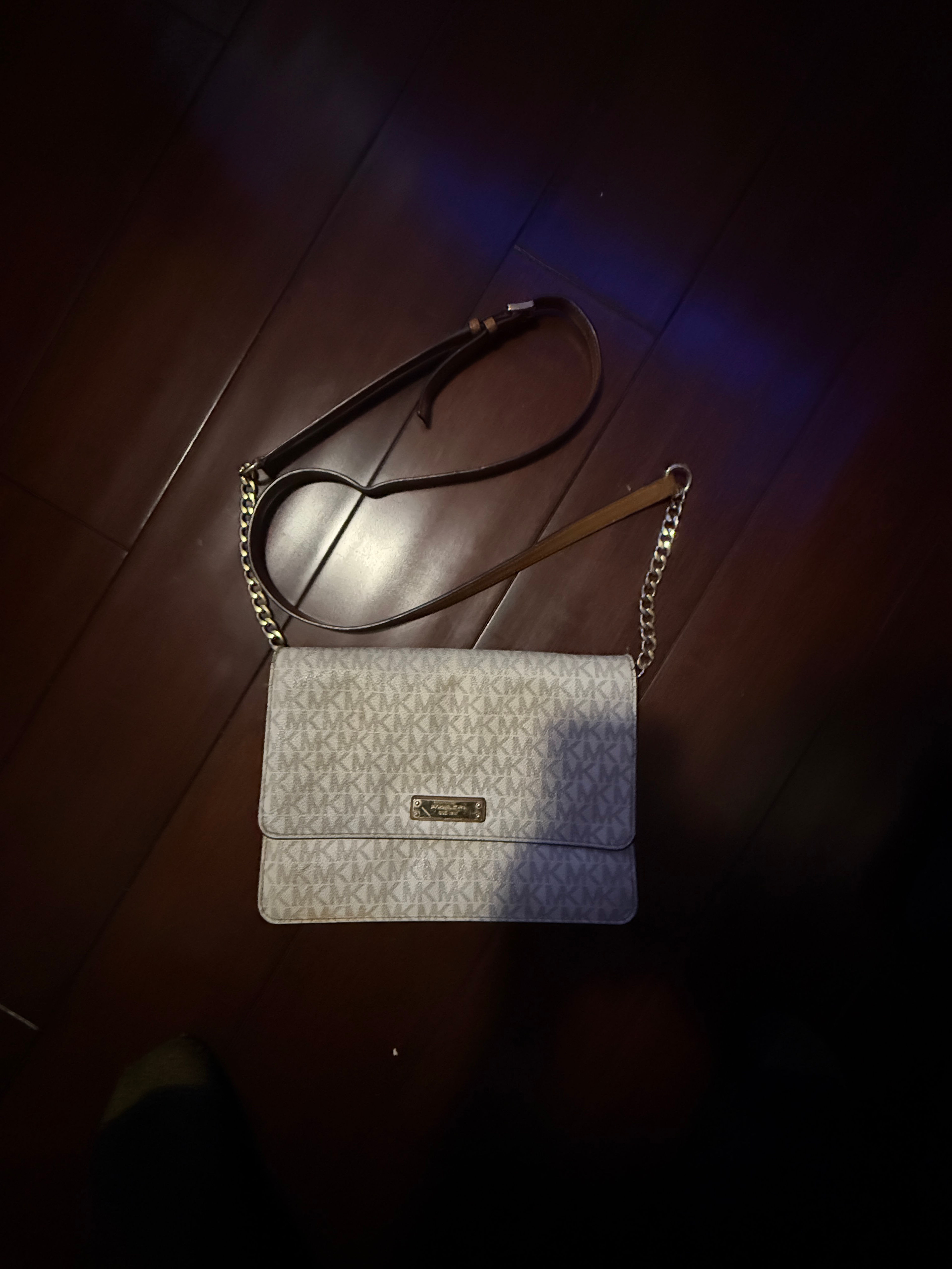 Michael Kors Jet Set Crossbody Bag