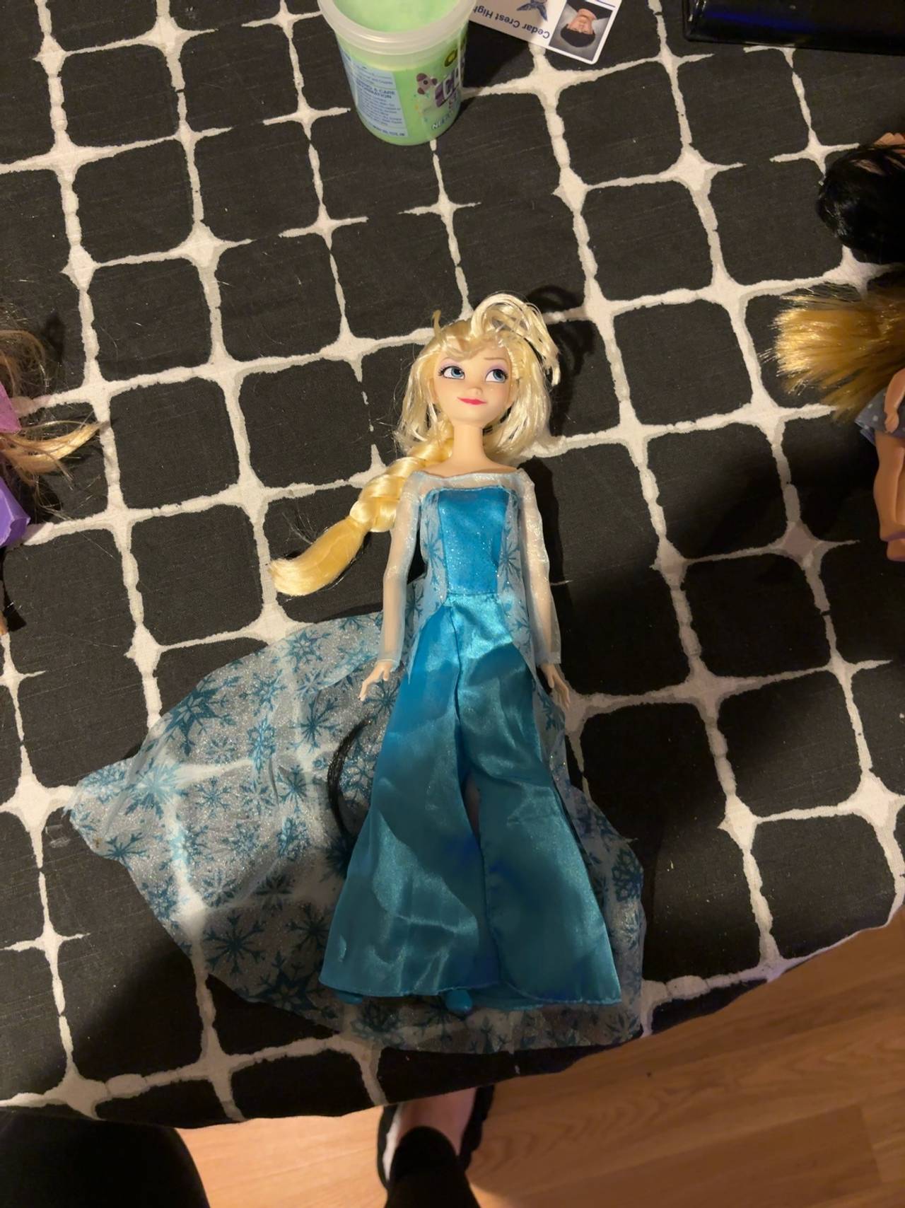 Disney Frozen Elsa 11" Poseable Doll