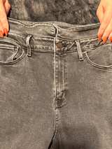 American Eagle Grey Ultra High Rise Mom Jeans, High Waisted 29x27 - Image 5