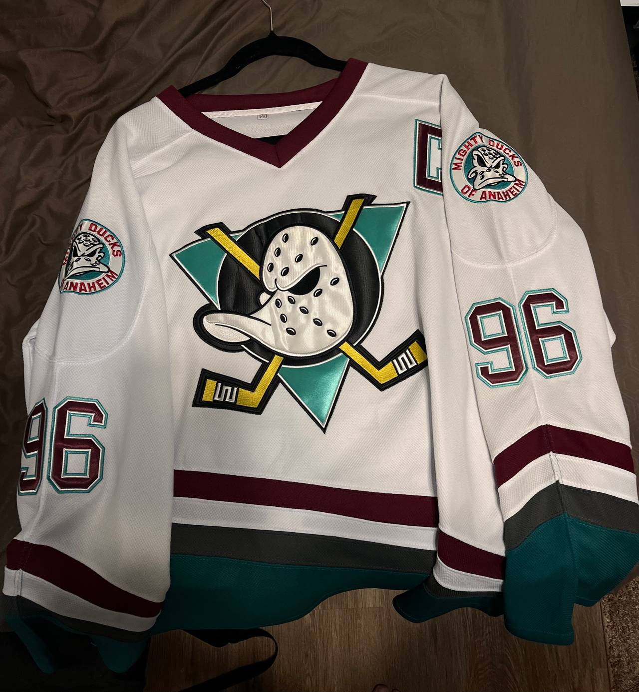Anaheim Mighty Ducks Hockey Jersey