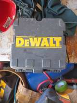DeWalt DW088K Self-Leveling Cross Line Laser - Image 1