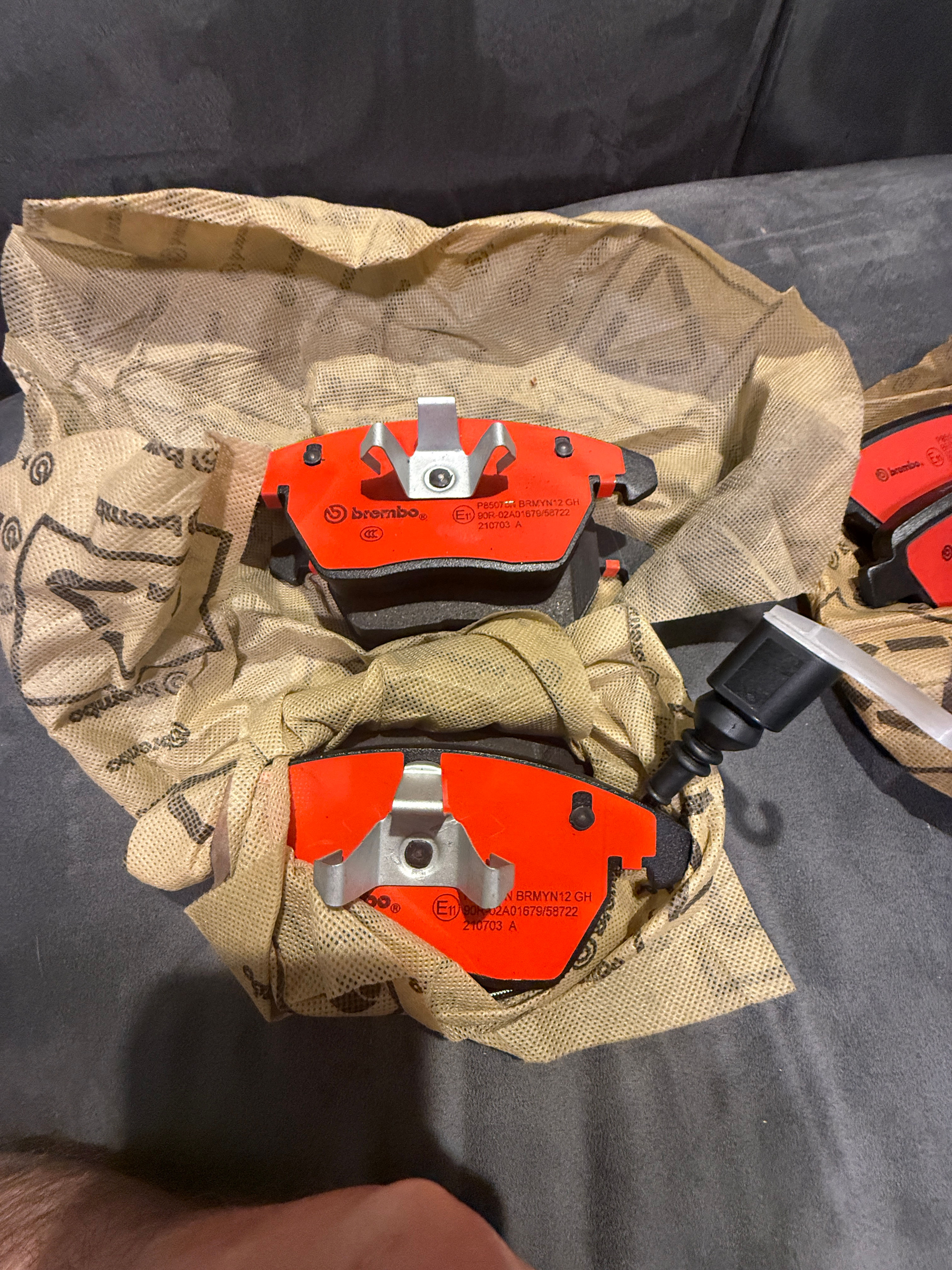 Brembo P85075n Brake Pads