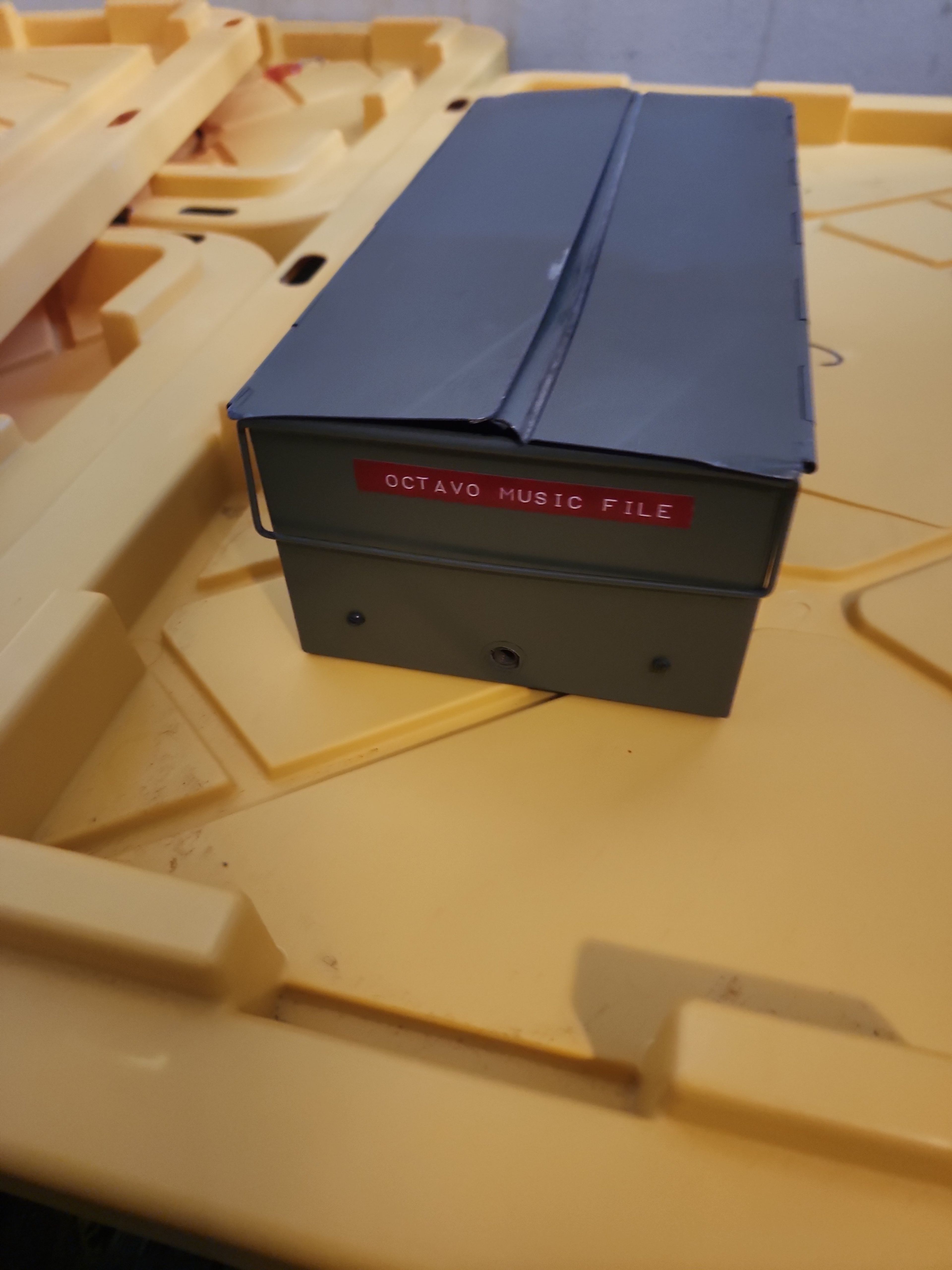 Vintage Metal Octavo Music File Box
