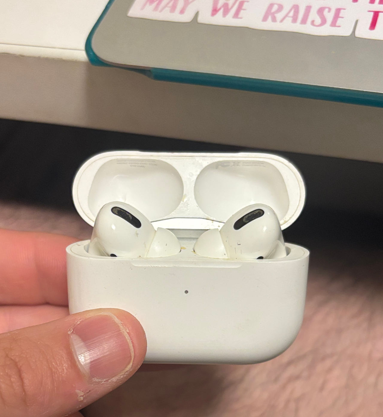 Apple AirPods (2nd Generation)