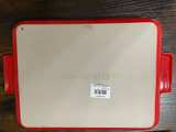 Le Creuset Rectangular Baking Dish Red 25cm - Image 1