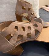 Sofft Mirabelle Leather Cutout Sandals - Image 5