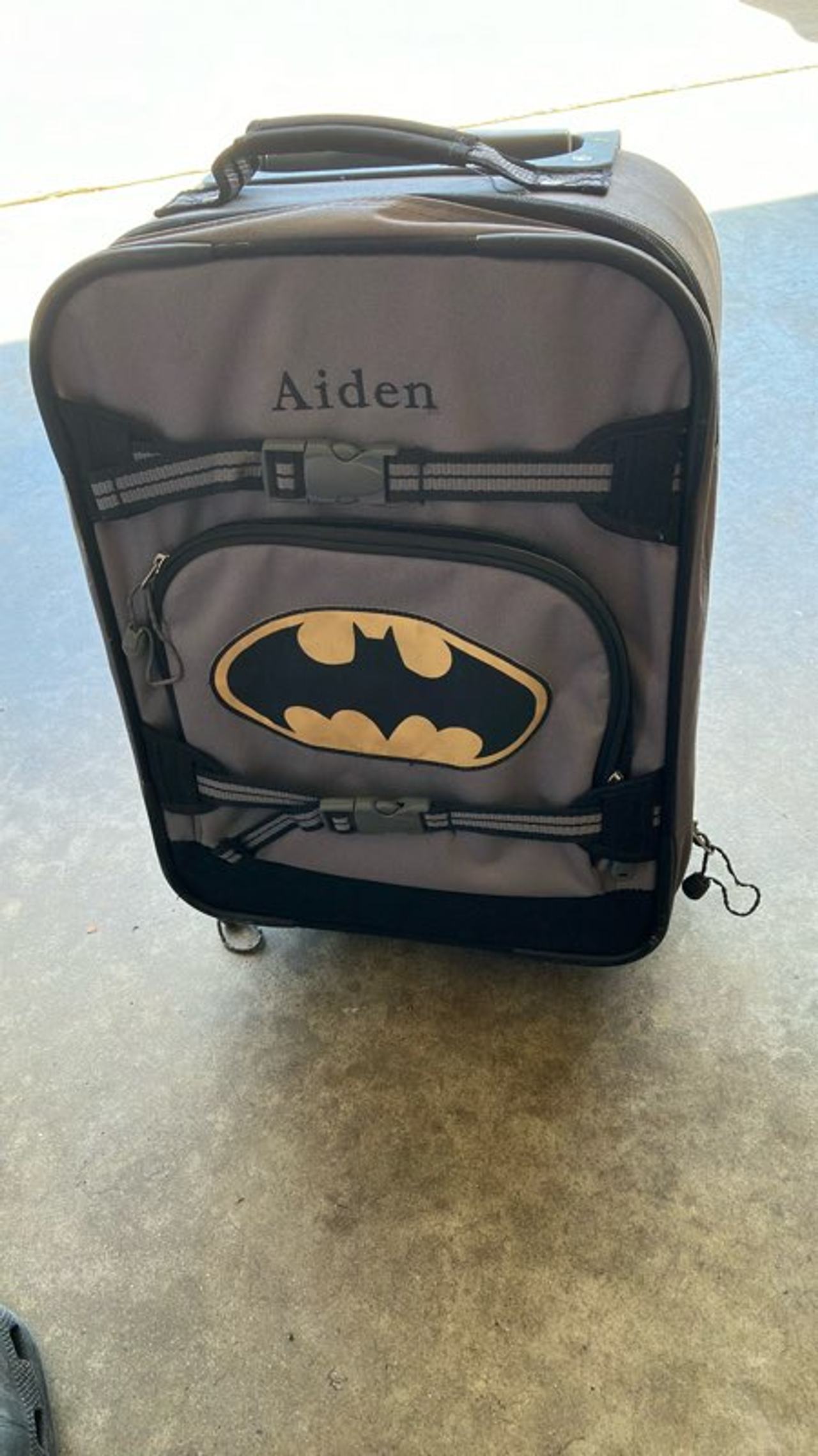 Batman Kids' Rolling Luggage