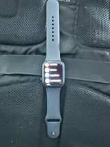 Apple Watch SE (2nd Generation) - Image 2
