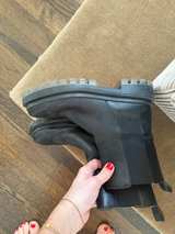 Zara Chelsea Boots Size 41 - Image 5