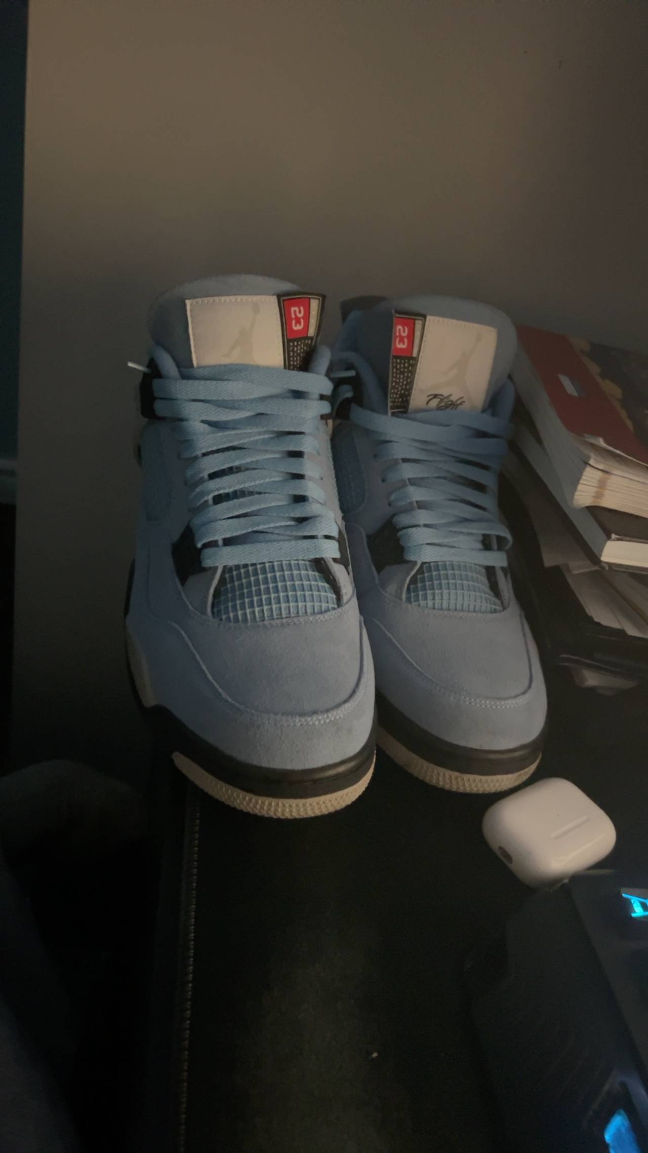 Nike Air Jordan 4 Retro University Blue