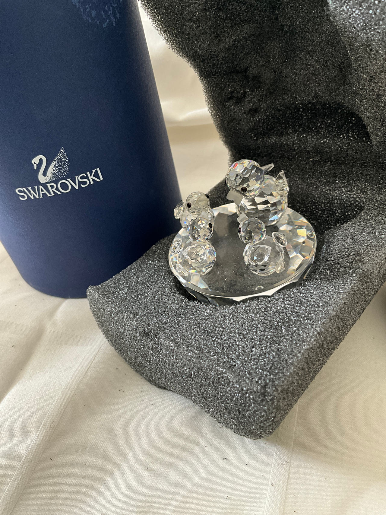 Swarovski Crystal Figurine - owl family 