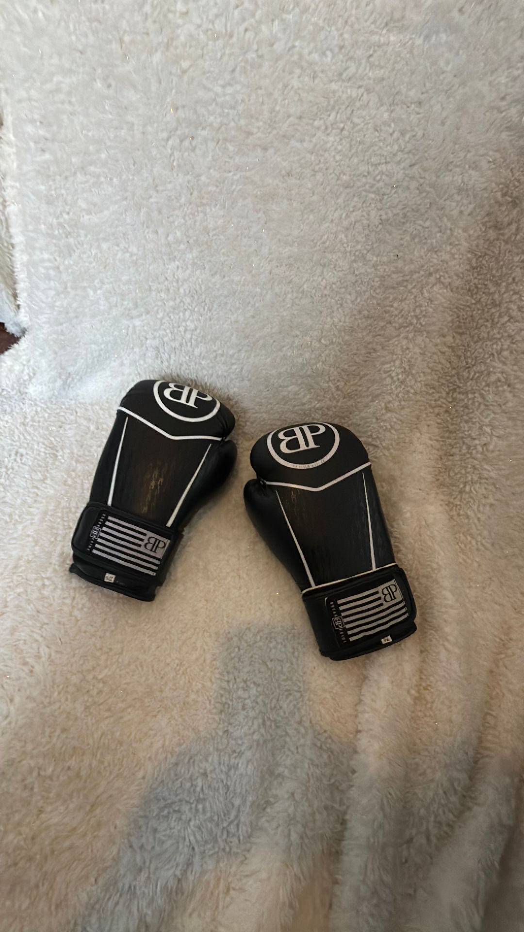 Ringside Apex Boxing Gloves