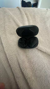 JBL True Wireless Earbuds - Image 2