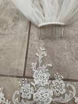 Floral Lace Applique Wedding Veil with Comb - Image 5