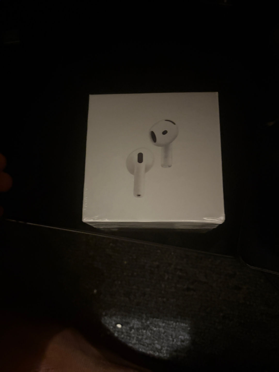 Apple AirPods (4rd generation)