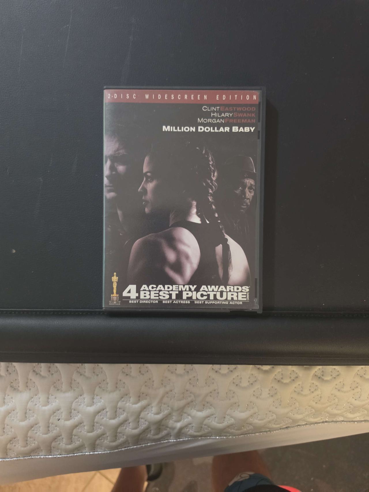 Million Dollar Baby (DVD, 2005, 2-Disc Set, Widescreen)