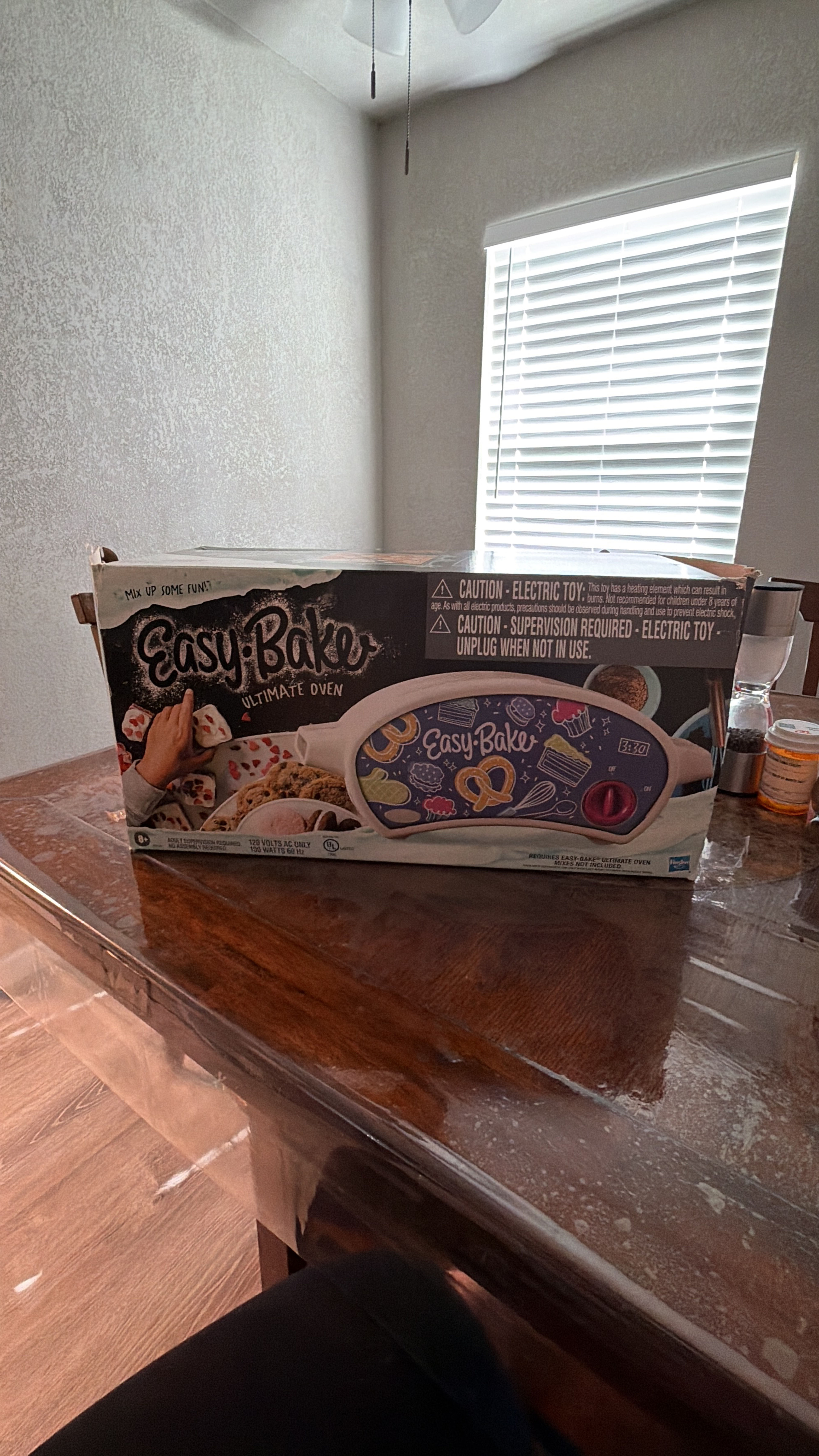 Easy-Bake Ultimate Oven