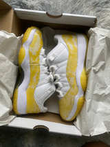 Air Jordan 11 Low - Image 1