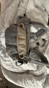 Ergobaby 360 Four Position Baby Carrier Grey - Image 4