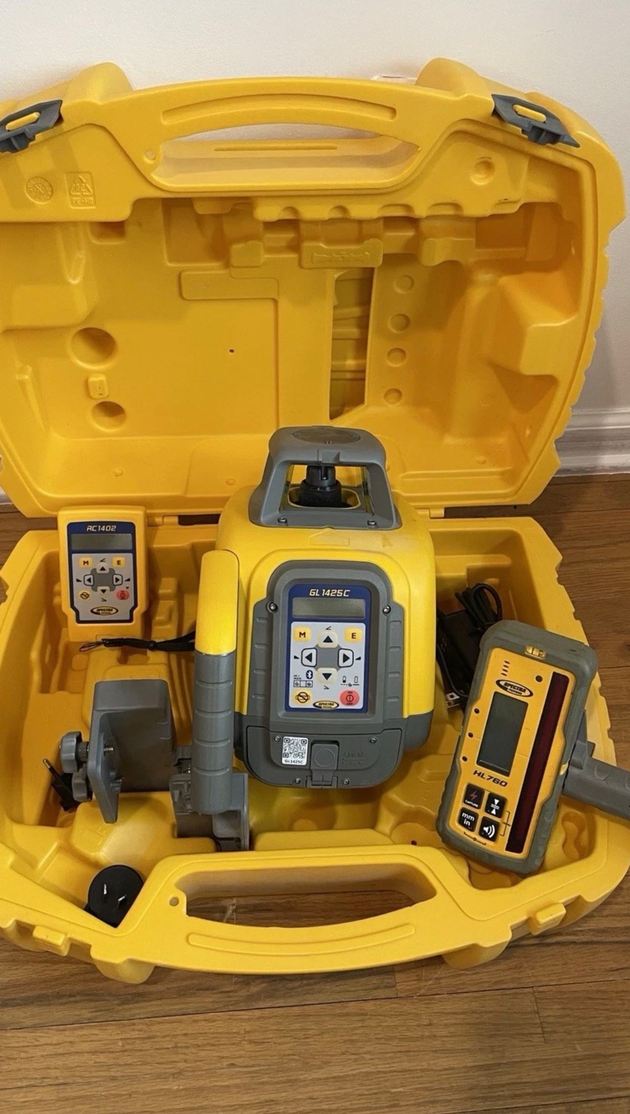 Spectra Precision GL1425C Dual Slope Rotary Laser