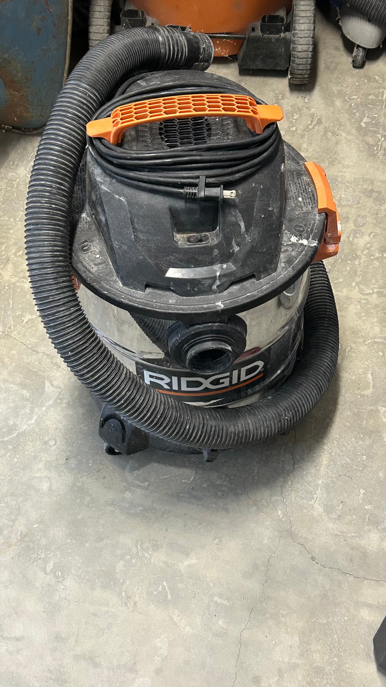 RIDGID 10 Gallon Stainless Steel Wet/Dry Vacuum
