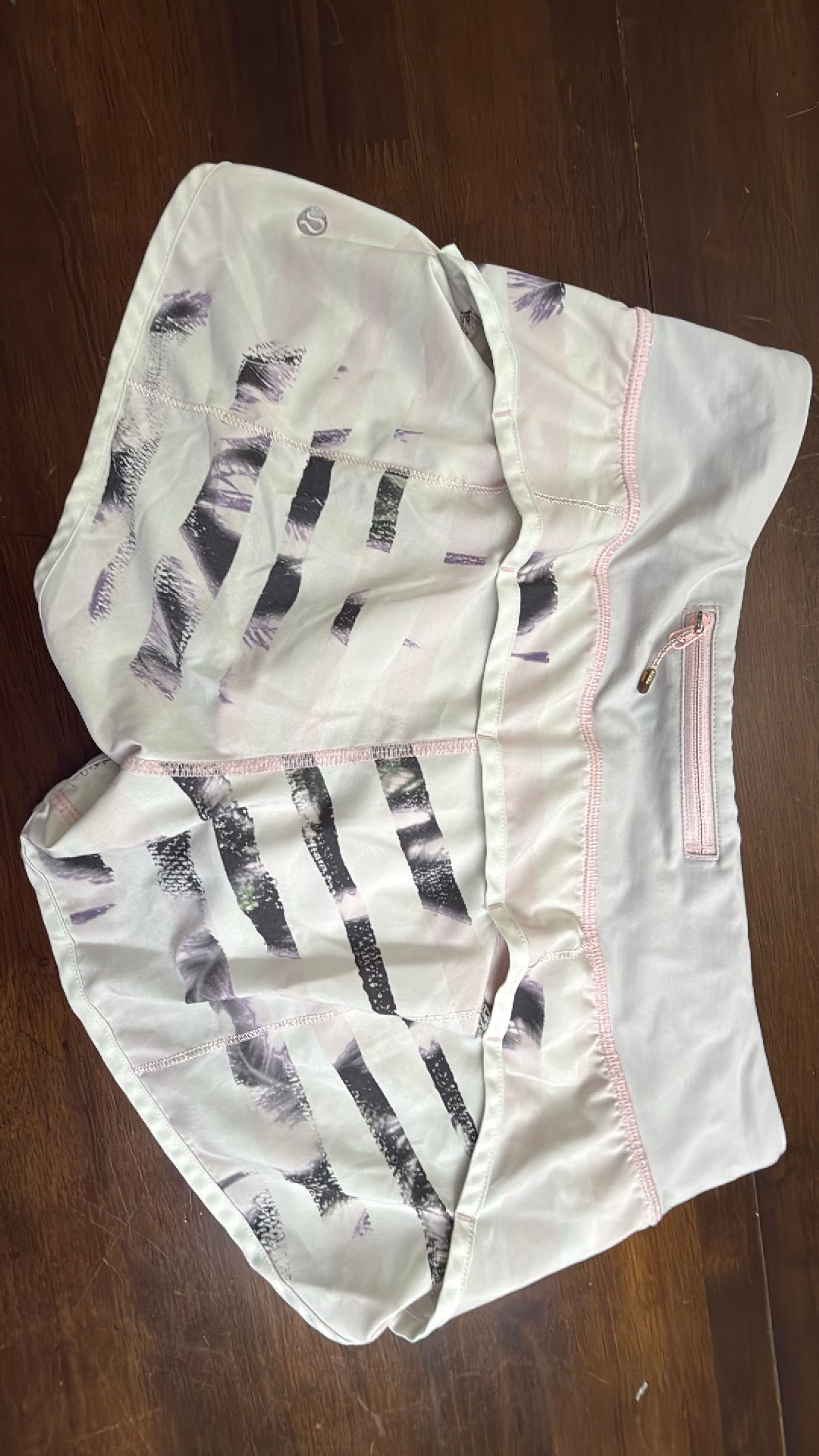 Lululemon Speed Up Short size 6 - Image 3