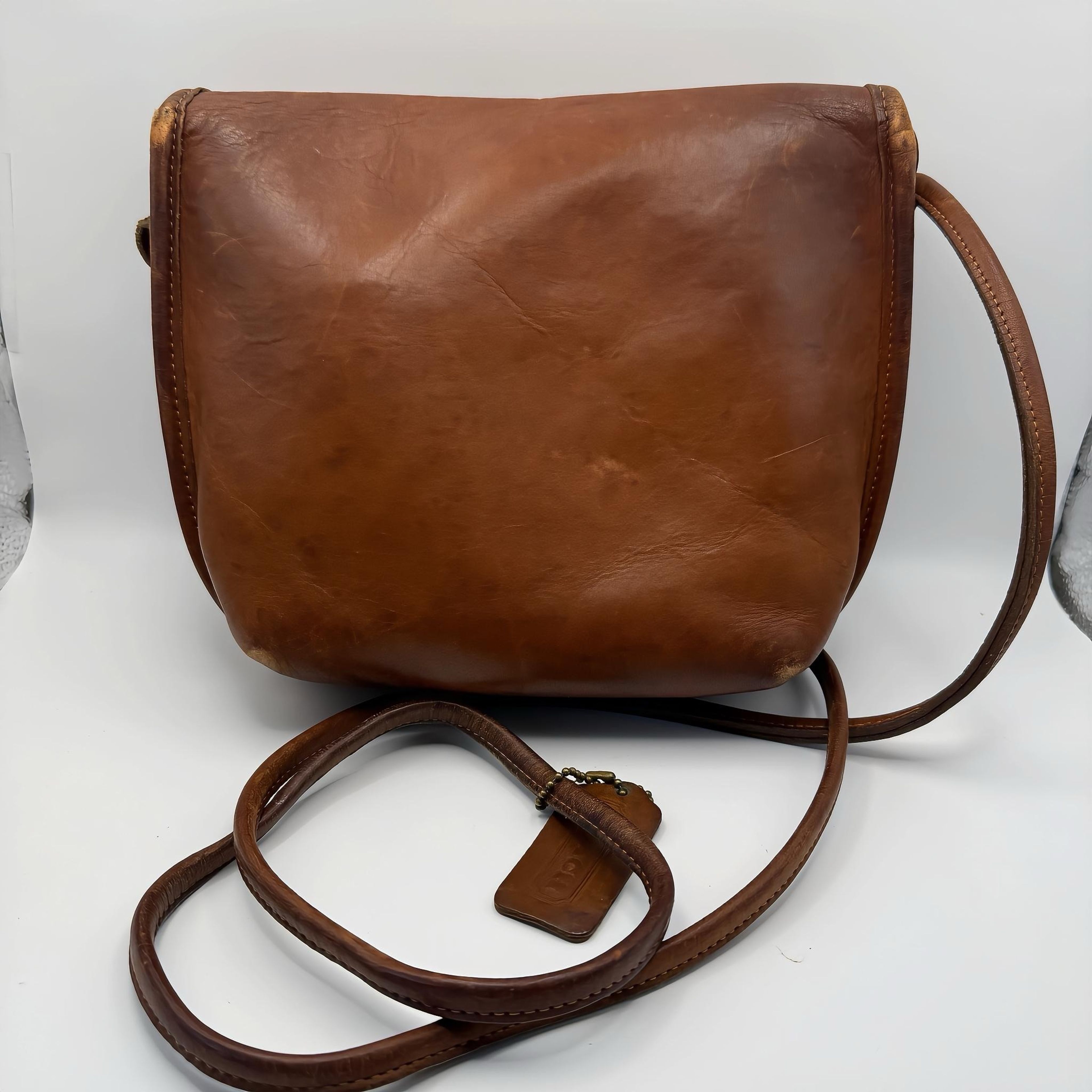 Coach Vintage Willis Bag 9927 - Image 4