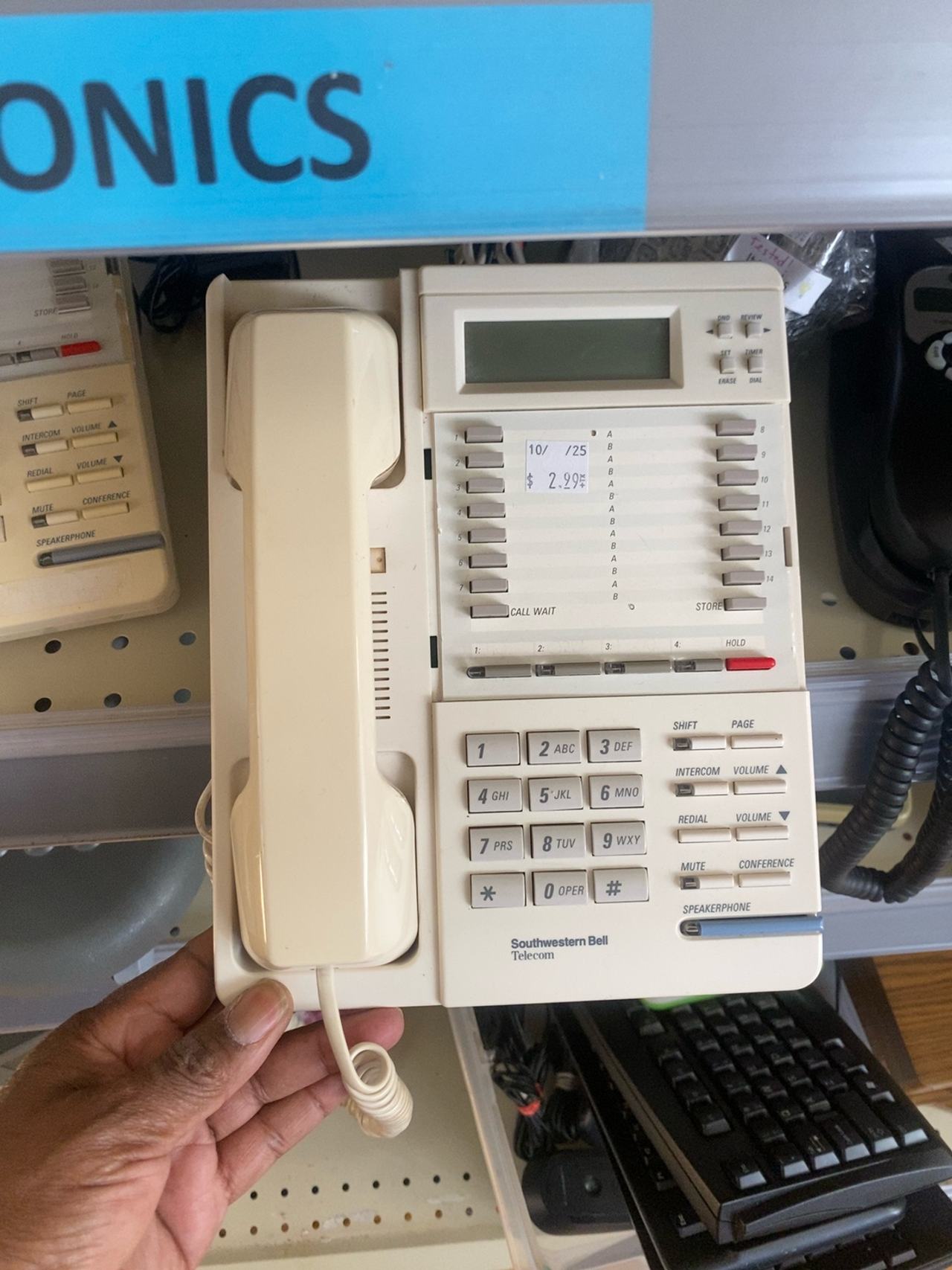 Avaya MLX-10D Desk Phone White